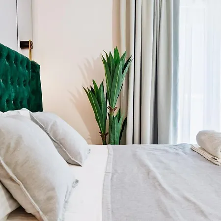 Mira Mare Beachfront *