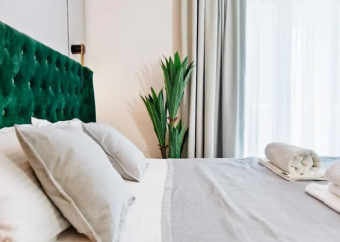 Mira Mare Beachfront *