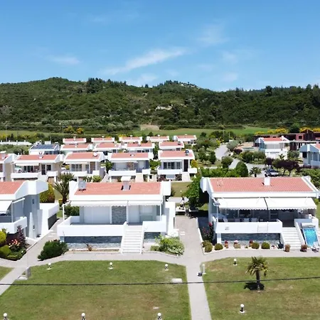 Mira Mare Beachfront *