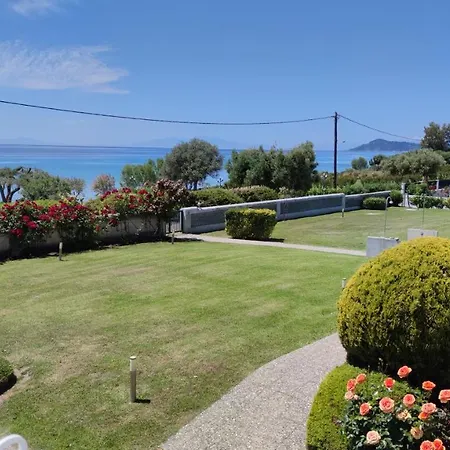 Mira Mare Beachfront Feriehus