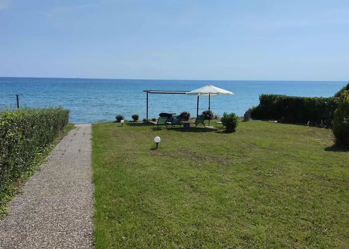 Mira Mare Beachfront *