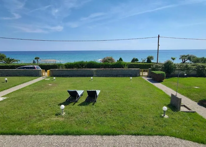 Nyaraló Mira Mare Beachfront Néa Szkióni